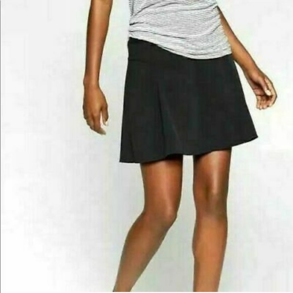 Athleta Dresses & Skirts - Athleta All Day Skort Size 4